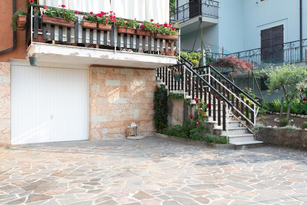 Family Home - Garda 3 Bedrooms Apartment Dış mekan fotoğraf