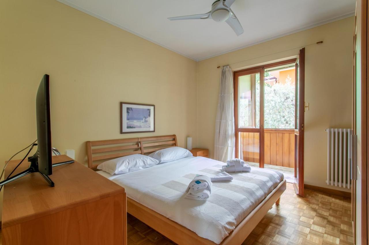 Family Home - Garda 3 Bedrooms Apartment Dış mekan fotoğraf